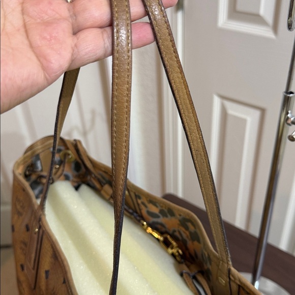 MCM Reversible Cognac Tote - Picture 3 of 7